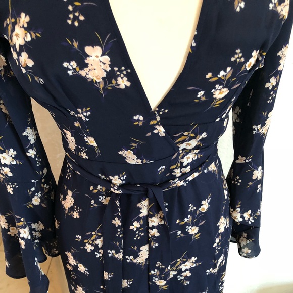 Olivaceous Dresses & Skirts - Wrap dress navy floral size large